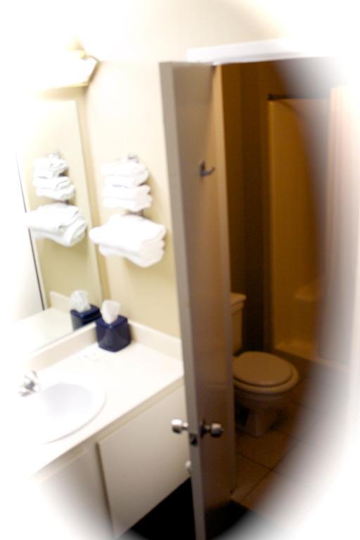 Holland Inn And Suites Taft Quarto foto